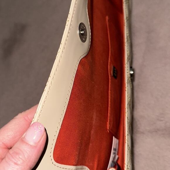 GAP Clutch Bag Patent Style Faux Leather - Picture 3 of 7